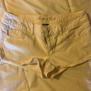 White Shorts - American Eagle Shorties